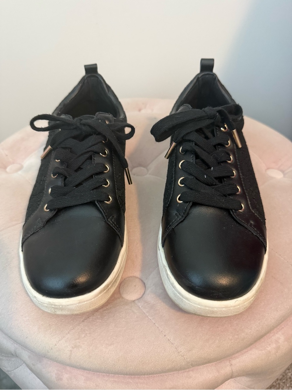 White House Black Market WHBM Kicks Lace Sneaker - Black